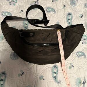 Stylish dark green Bag